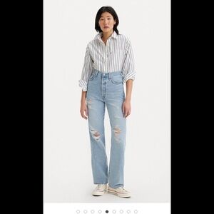 Levi's Blue Straight Leg Jeans with Classic Style